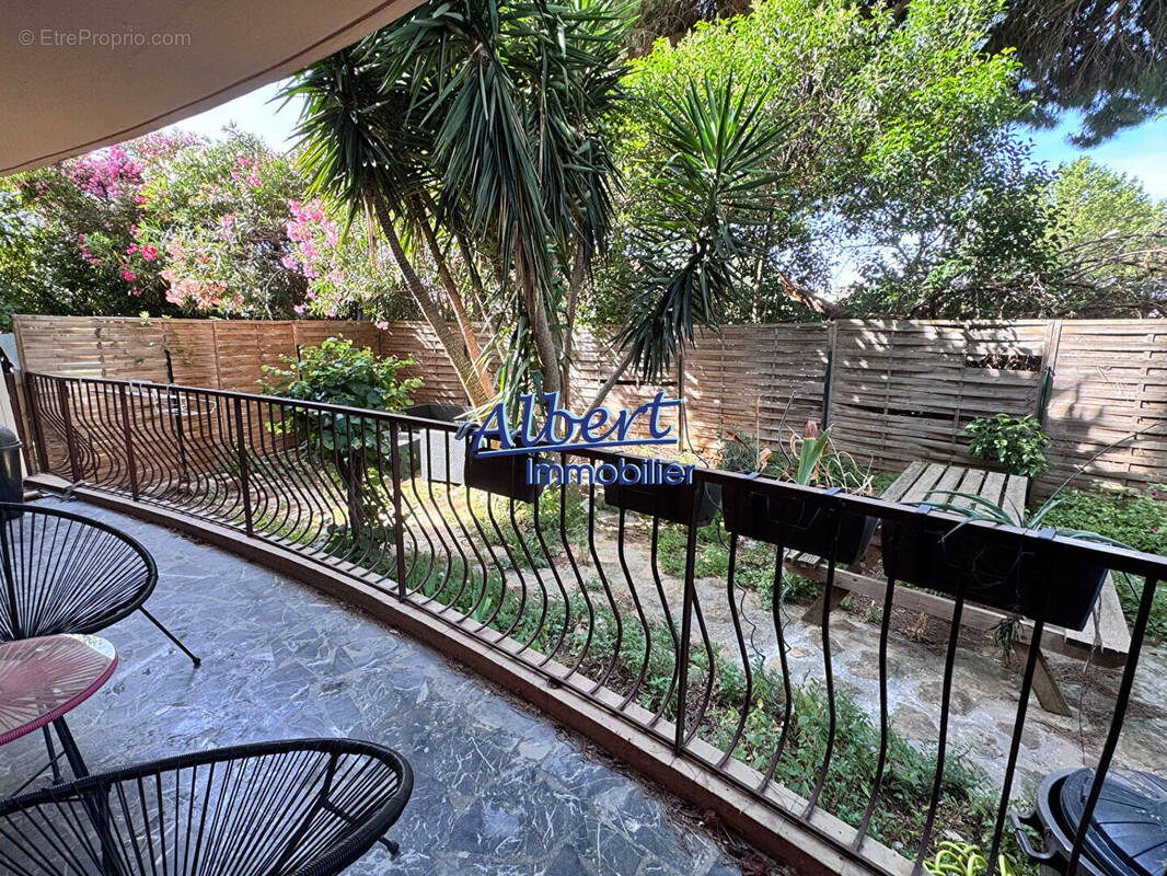 Appartement à SANARY-SUR-MER