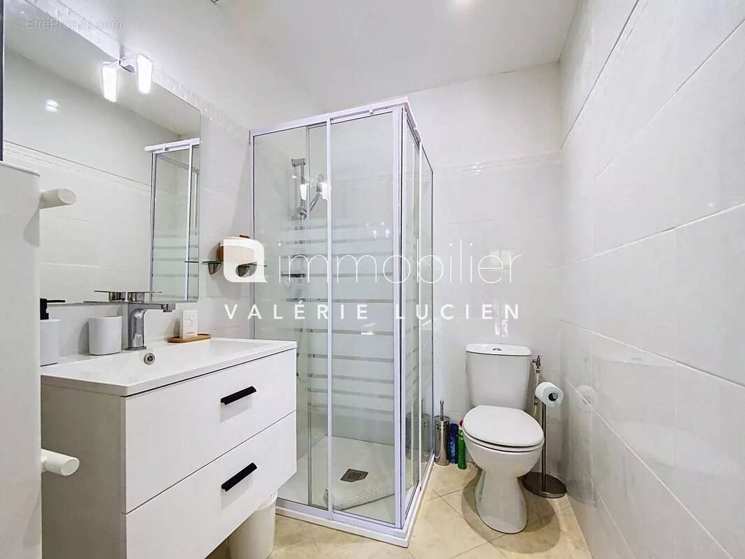 studio en résidence privée avec piscine à ST Rémy - photo 7