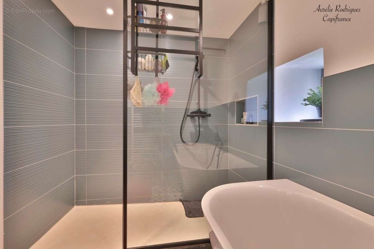 Maison à vendre 7 pièces SAINT MARTIN BELLE ROCHE (71) - photo 10