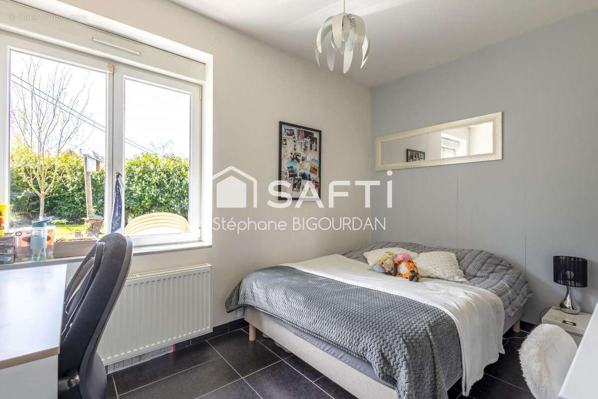 Photo 8 - Maison à ECOLE-VALENTIN