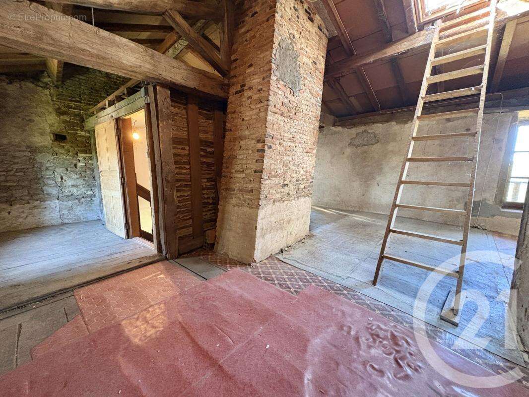 Maison 90 m² à Peyrat-De-Bellac  - photo 29