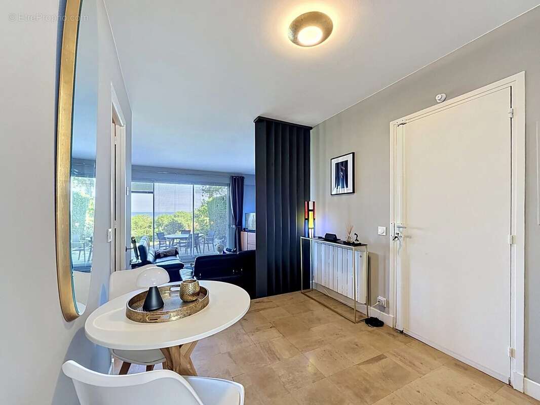 Appartement à TOURGEVILLE