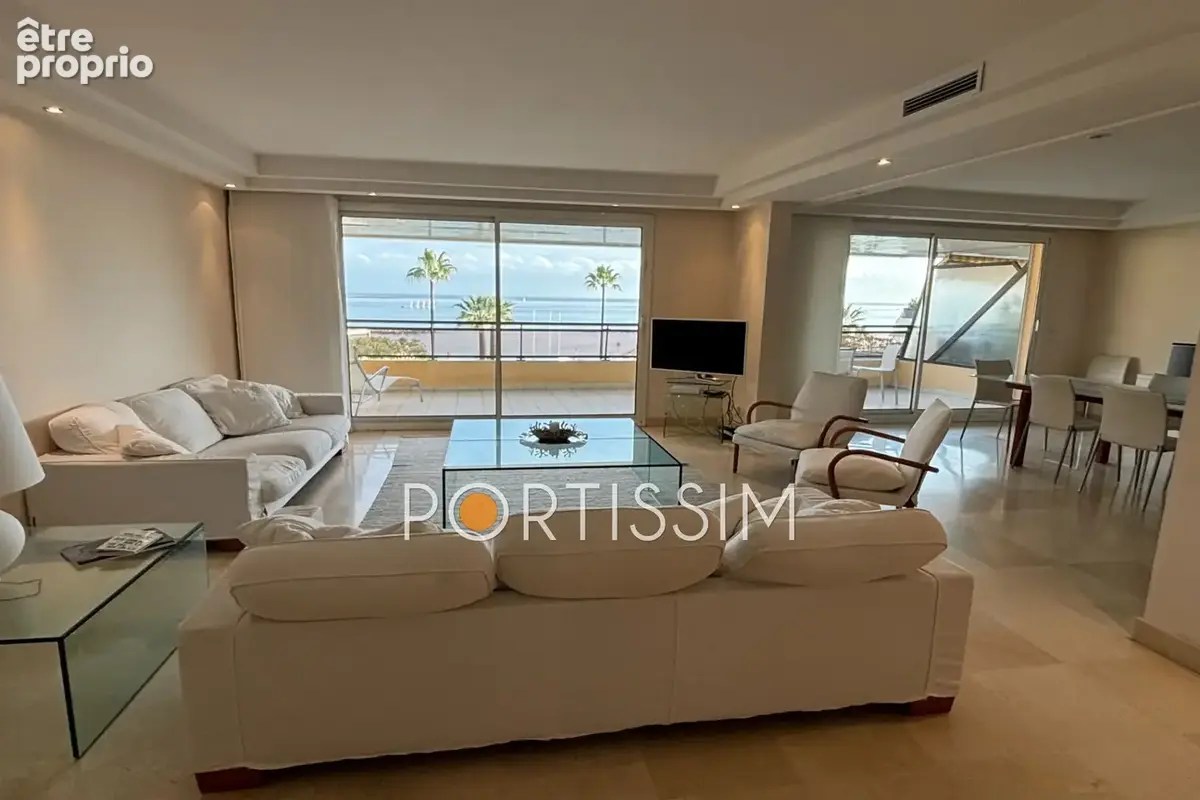 Appartement 4 pièces 157 m² à vendre à Saint-Laurent-Du-Var (06700) - photo 4