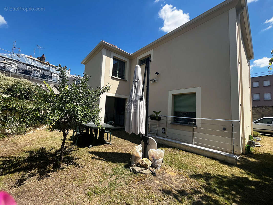 Maison à MAISONS-LAFFITTE