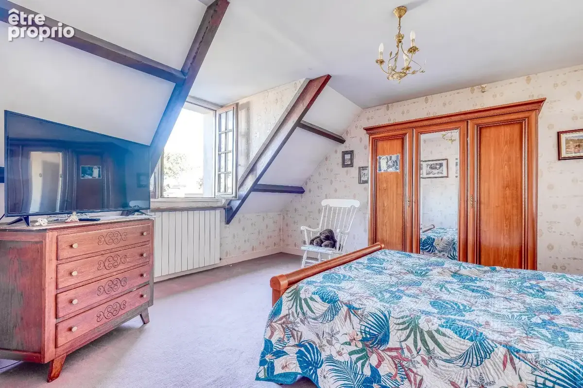 Christophe Michaudelle – CAPIFRANCE vous propose à Meaux : vivable de plain pied - DPE en D - 5 pièces - 155 m² - 3 chambres (4è - photo 24