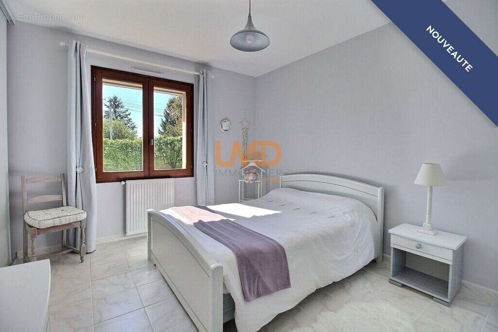 Maison à BURIE