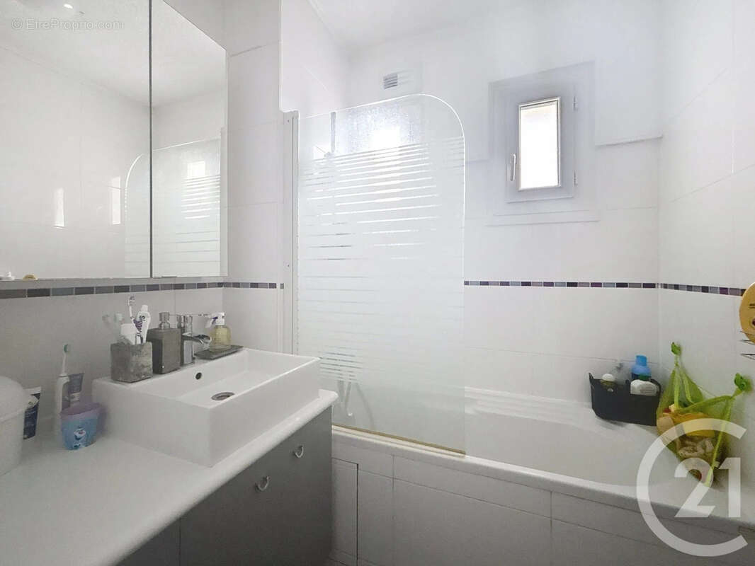 Appartement à SAINT-PRIEST