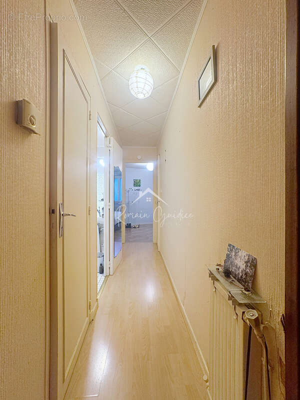F2 LOUÉ 53 M2 - photo 4