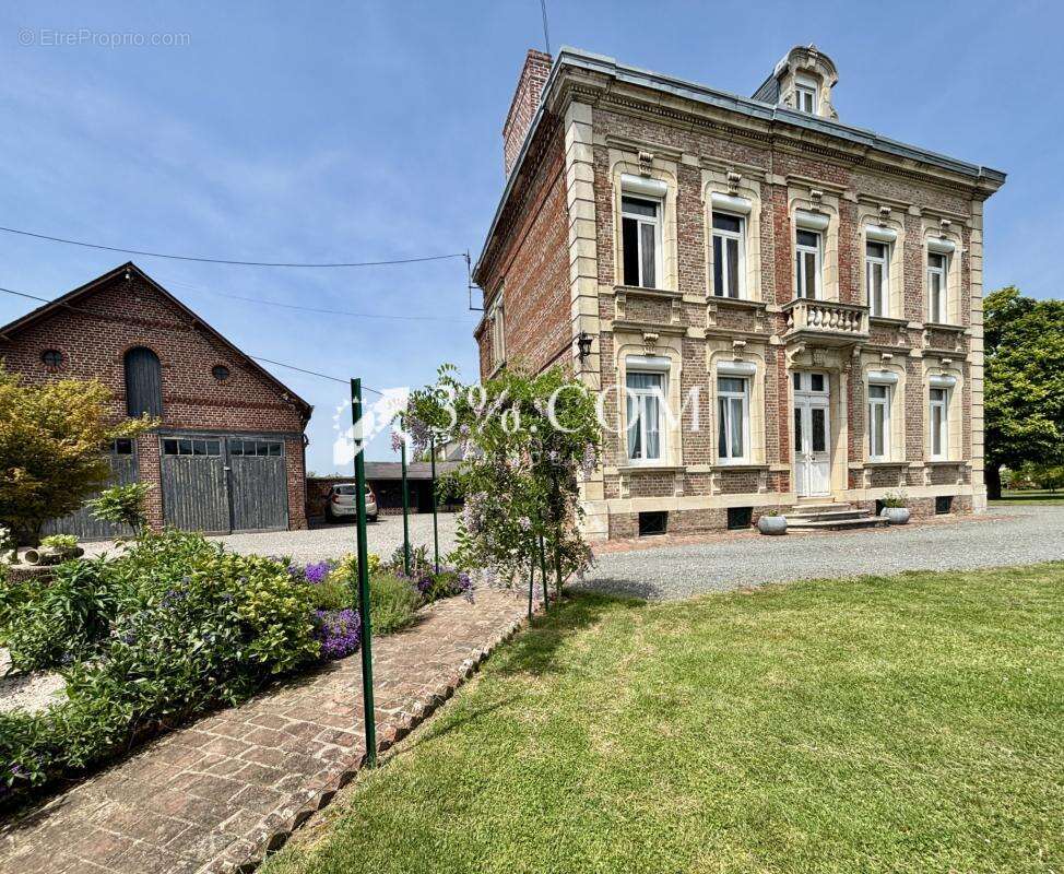 Maison à OISEMONT