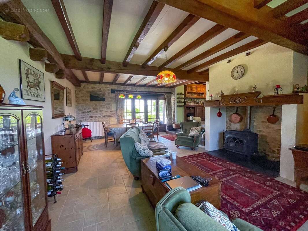 Belle maison sans voisins mais proche des commodités. - photo 9