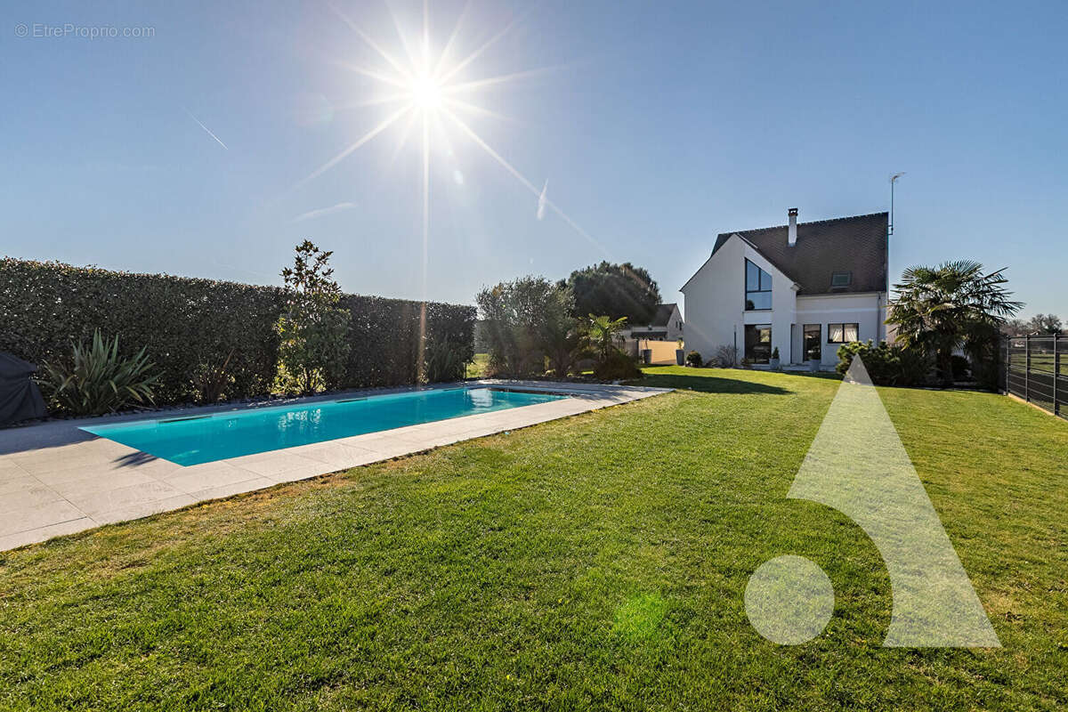 Maison à SAINT-MARTIN-LONGUEAU