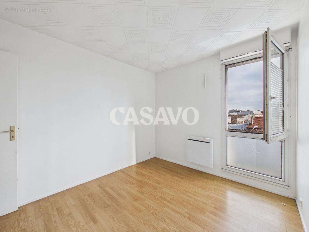 Appartement à LA COURNEUVE