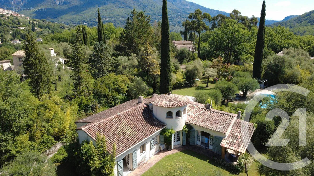 Maison à LE BAR-SUR-LOUP