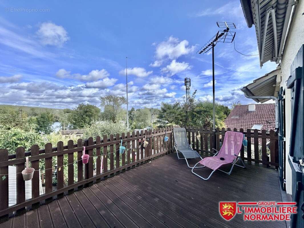 Maison à BONNIERES-SUR-SEINE