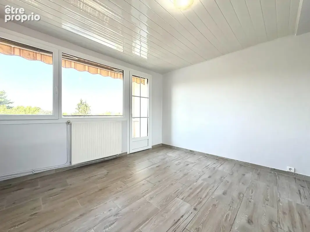 Photo 1 - Appartement à FRESNES