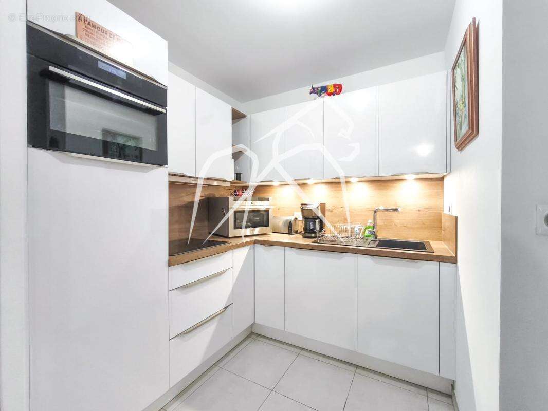 Appartement à CASTELNAU-LE-LEZ