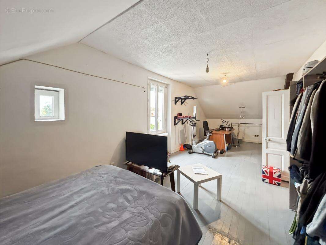 Maison à RAZAC-SUR-L&#039;ISLE