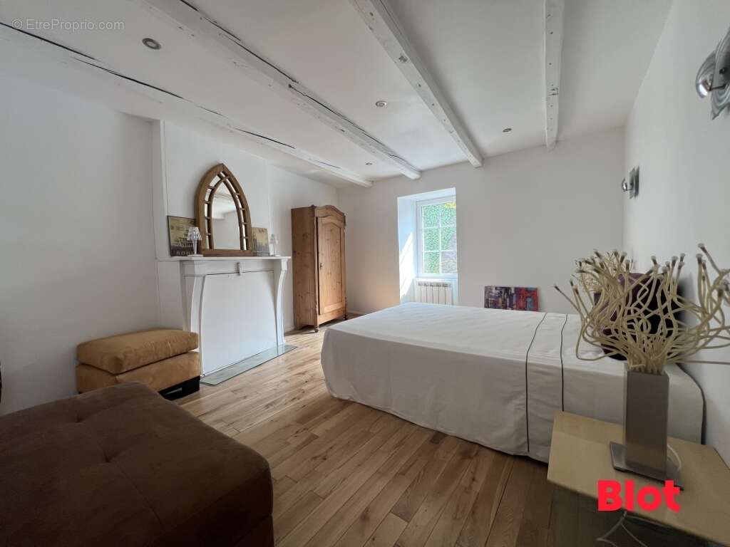 Maison à SAINT-NOLFF