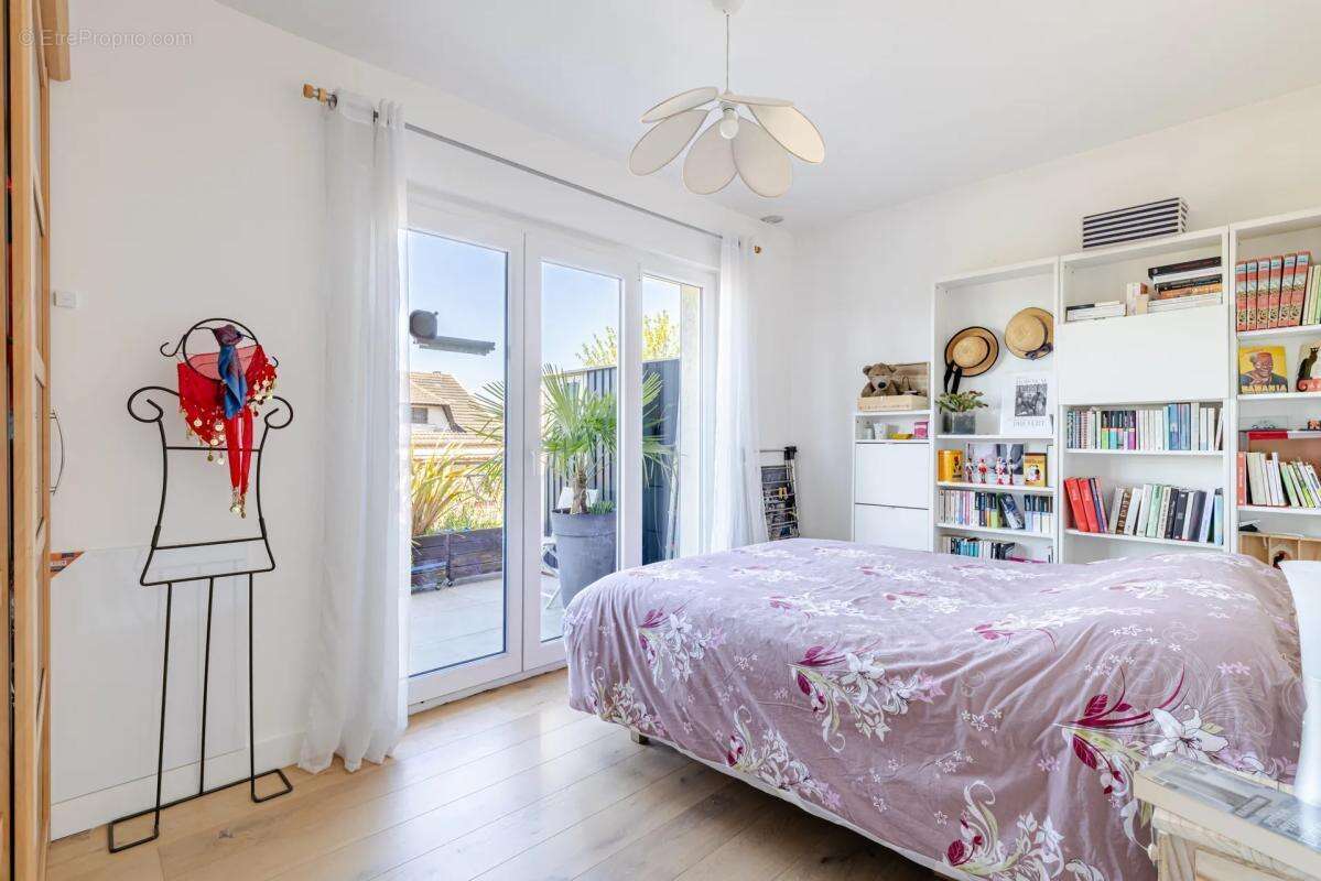 Appartement à CHAMPIGNY-SUR-MARNE