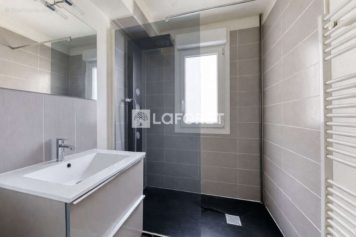 Appartement à PONTAULT-COMBAULT