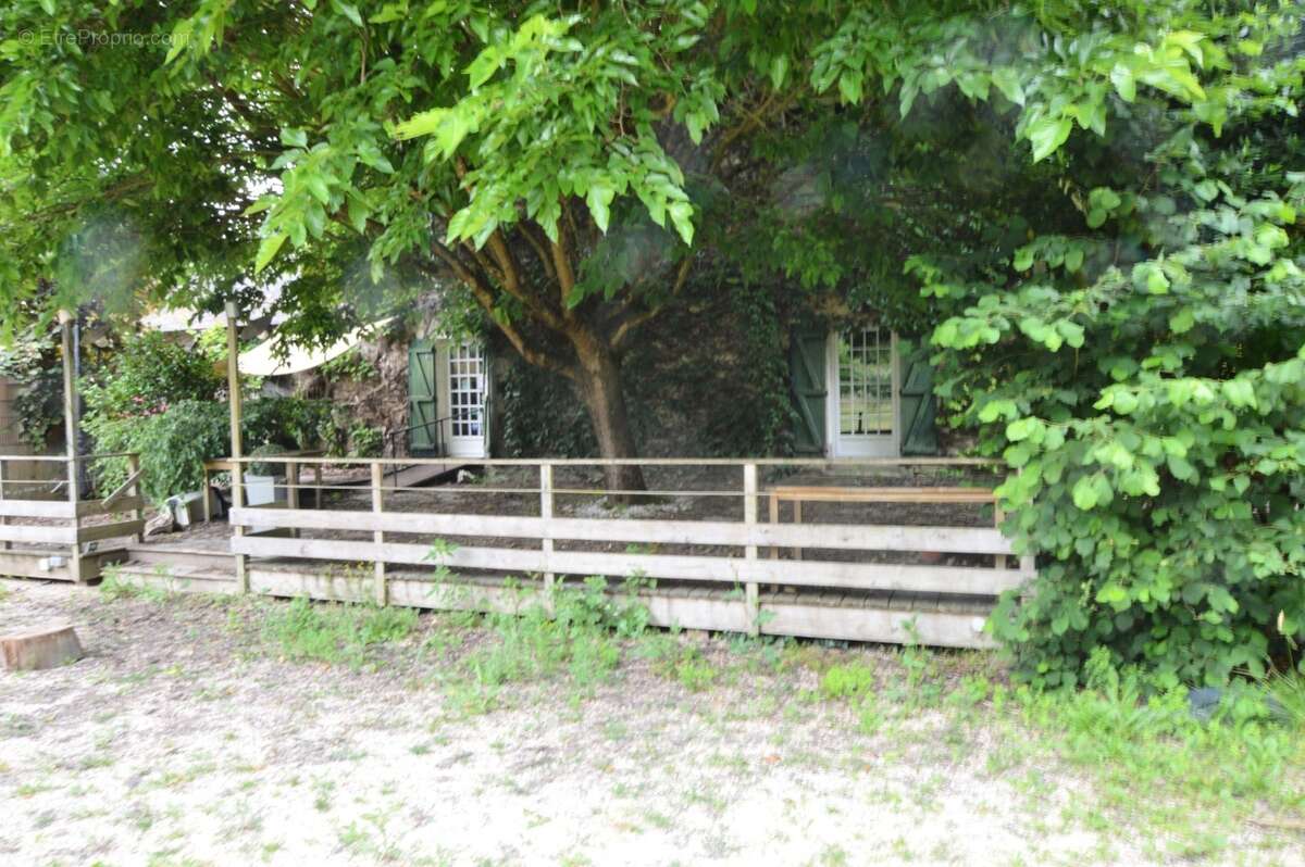 A vendre  belle Batisse a valoriser 7 pièces  Loire Layon Aubance (49) - photo 3