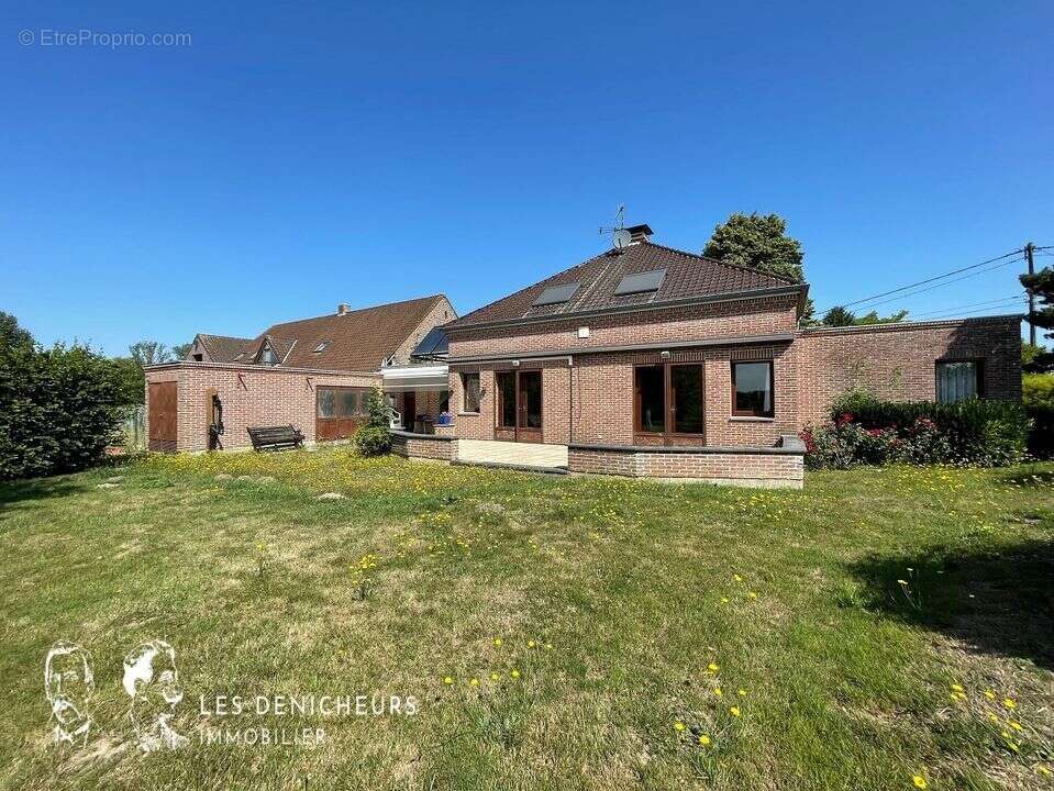 Maison à FLINES-LES-MORTAGNE