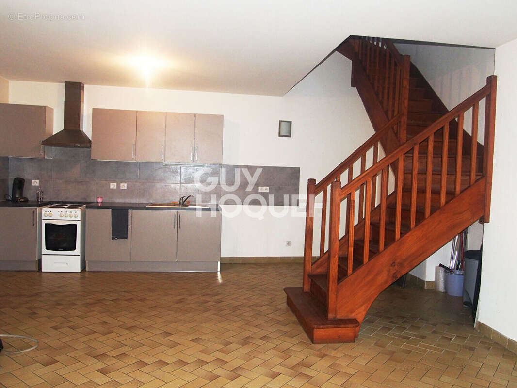 Appartement à LUYNES