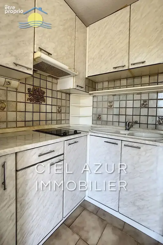 Appartement 32 m² à Antibes  - photo 2