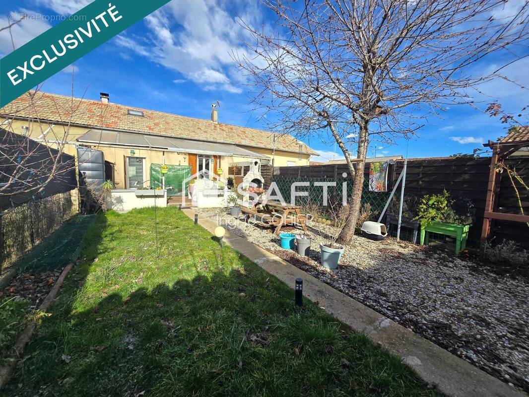 Photo 1 - Maison à LAROQUE-D'OLMES