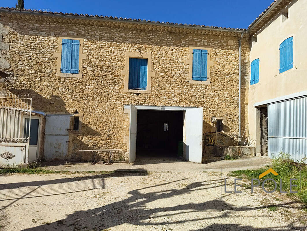 Maison à CLANSAYES