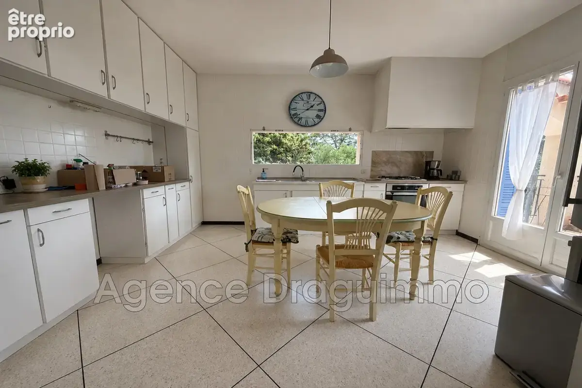 Maison 6 pièces 189 m² à vendre à Draguignan (83300) - photo 8
