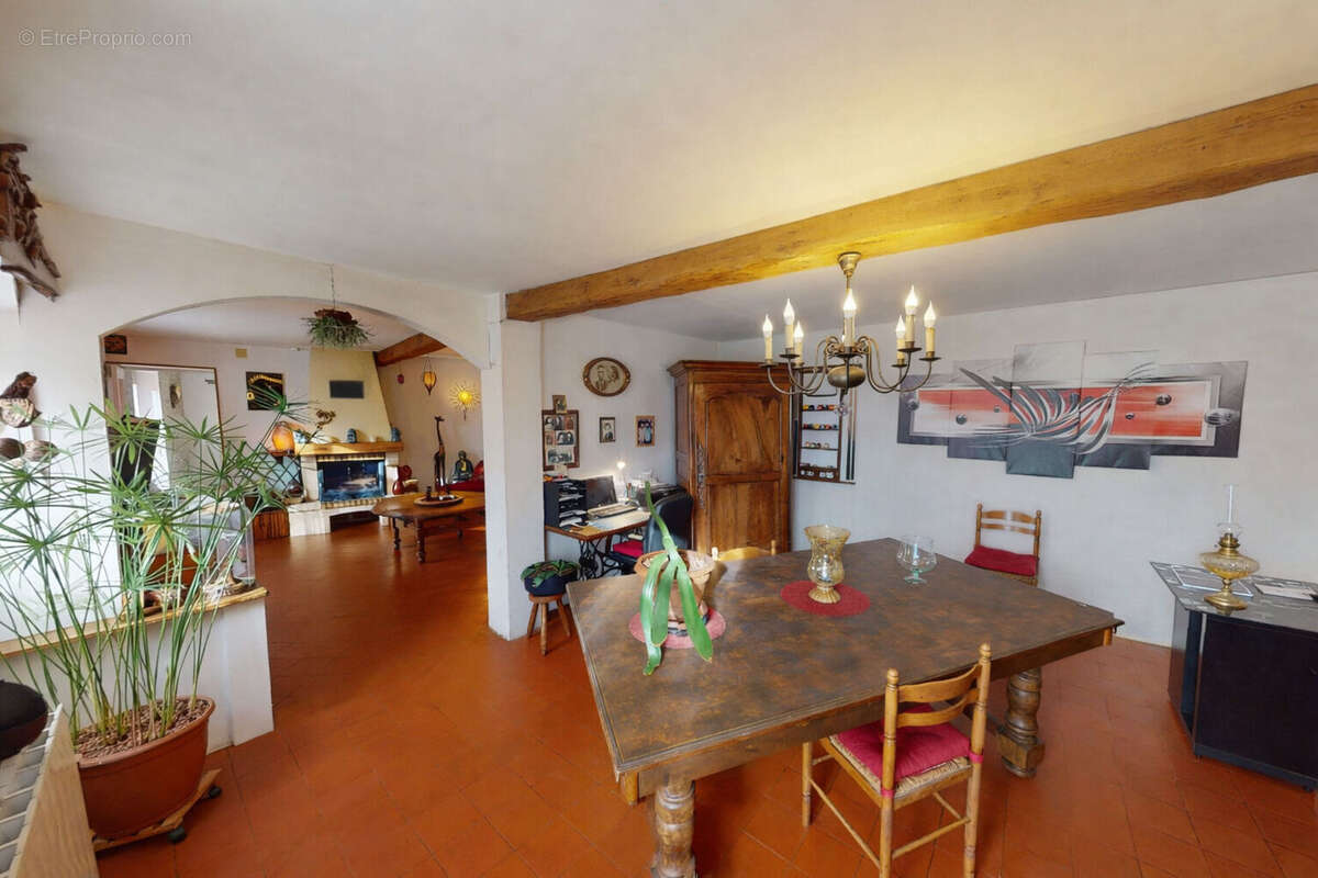Maison à DISSAY