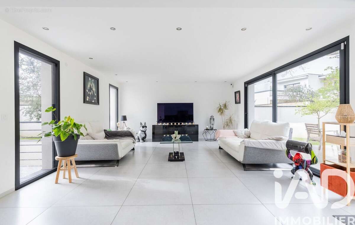 Photo 8 - Maison à SAINTE-GENEVIEVE-DES-BOIS