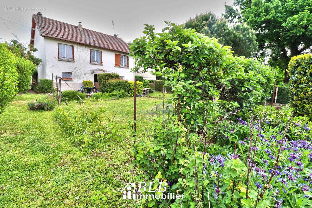 Maison à RAMBOUILLET
