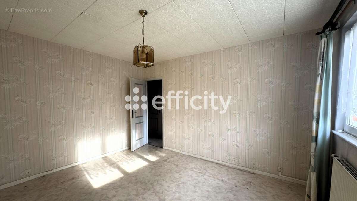 Maison à FACHES-THUMESNIL