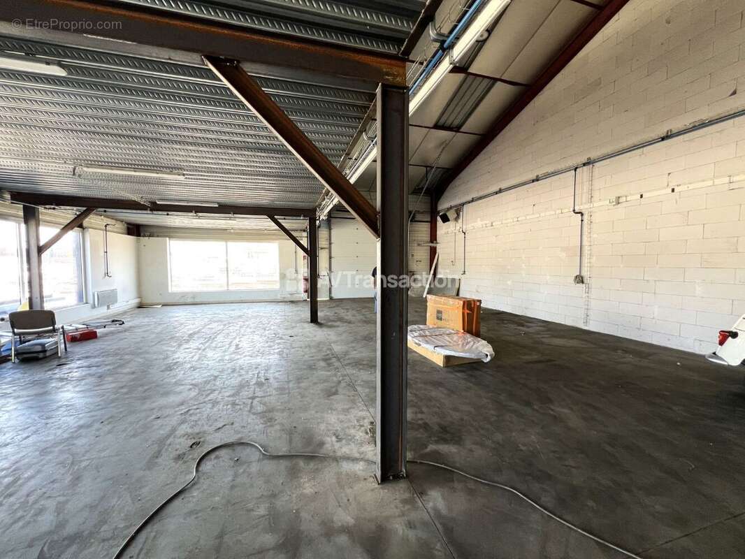 Commerce 260 m² à Vernon  - photo 21