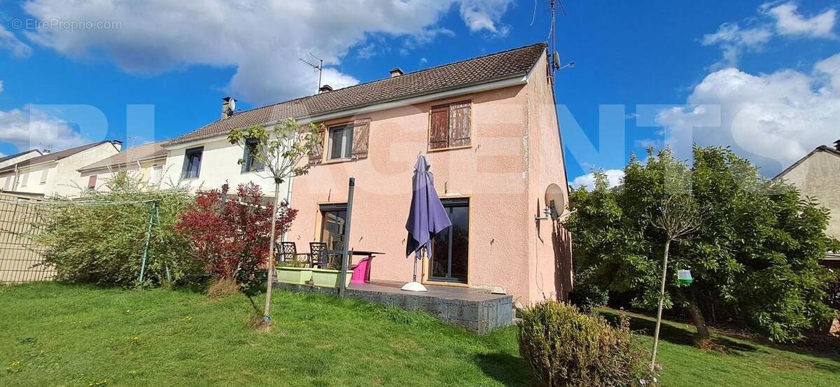 20250915_154650 - Maison à VIVIER-AU-COURT