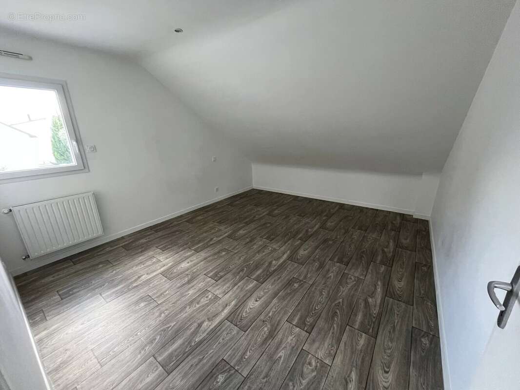Maison vannes  a 10 mn / 100 m² 3 ch - photo 5