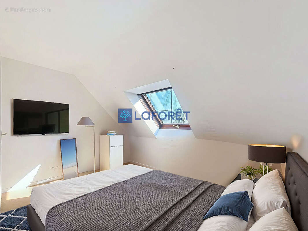 Maison à SAVIGNY-SUR-ORGE