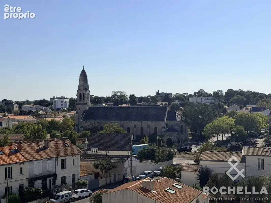 Appartement 3 pièces 67 m² à vendre à La Rochelle (17000) - photo 2
