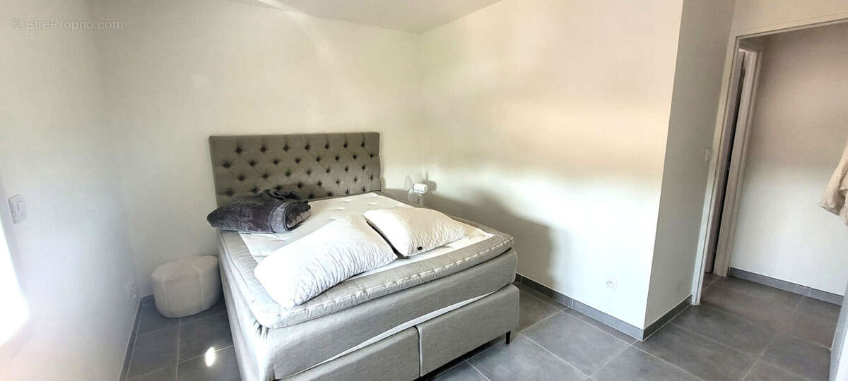 Appartement à ALTHEN-DES-PALUDS