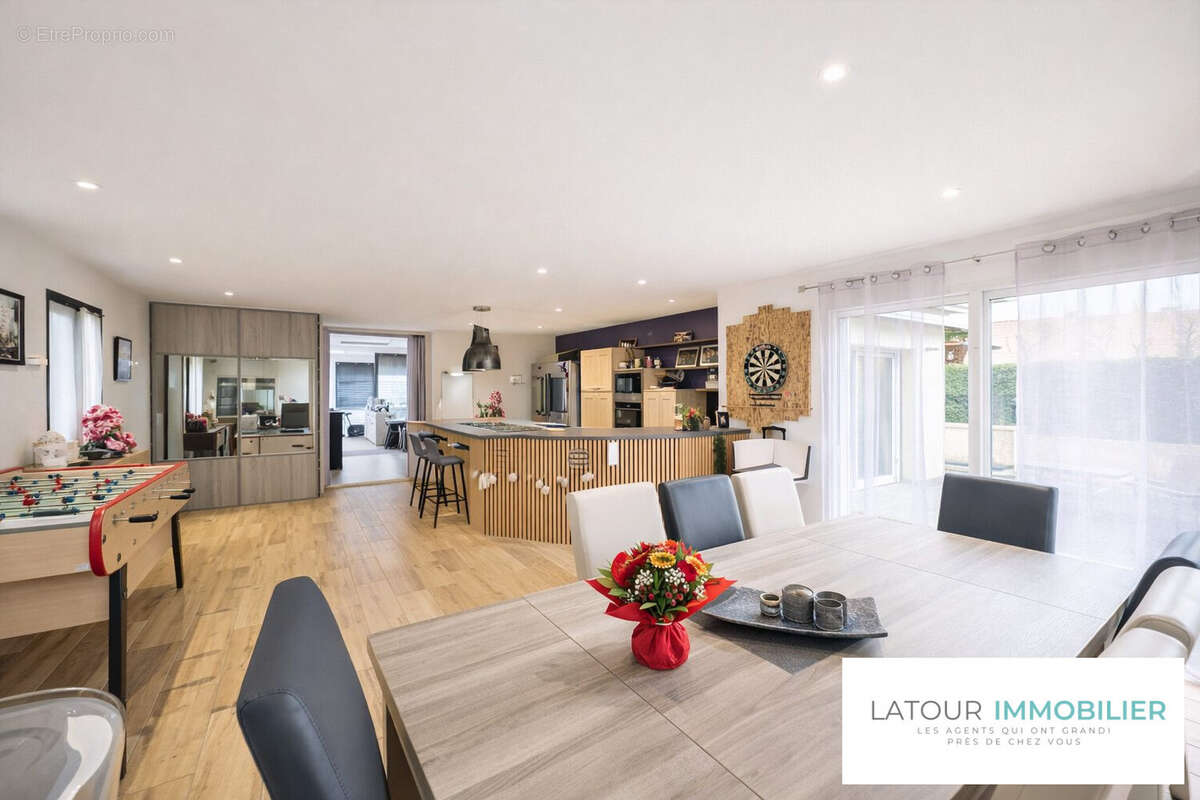 Maison à BOURGOIN-JALLIEU