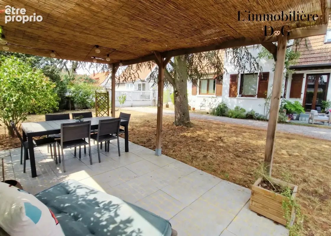 Maison coup de coeur 6 pièces avec jardin et dépendance - photo 11