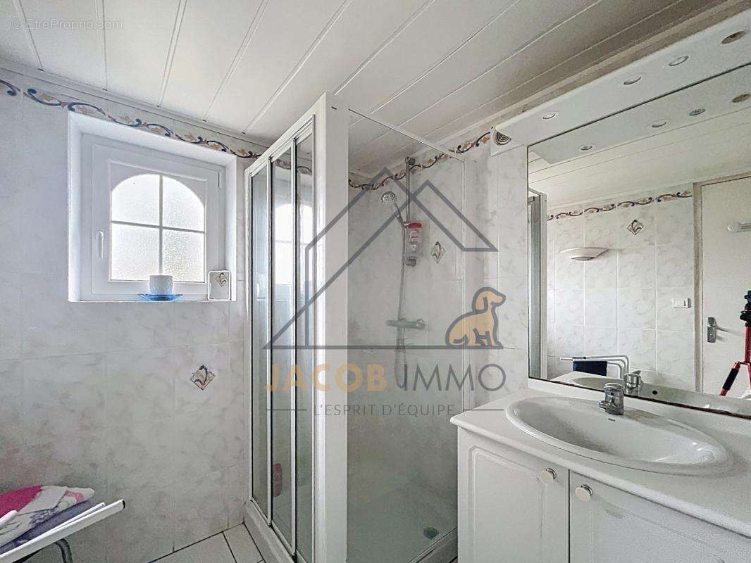 Maison familiale de caractère au cœur de Milizac - photo 18
