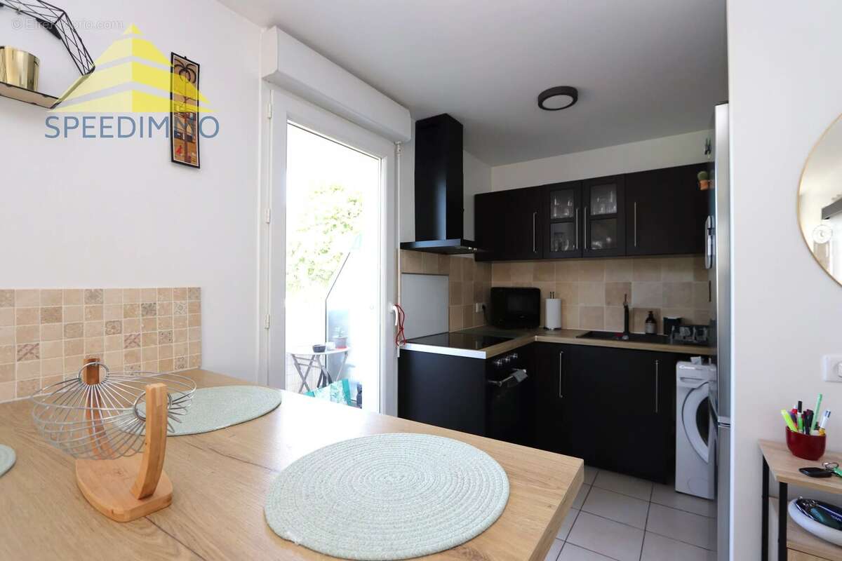 Appartement à BRIE-COMTE-ROBERT