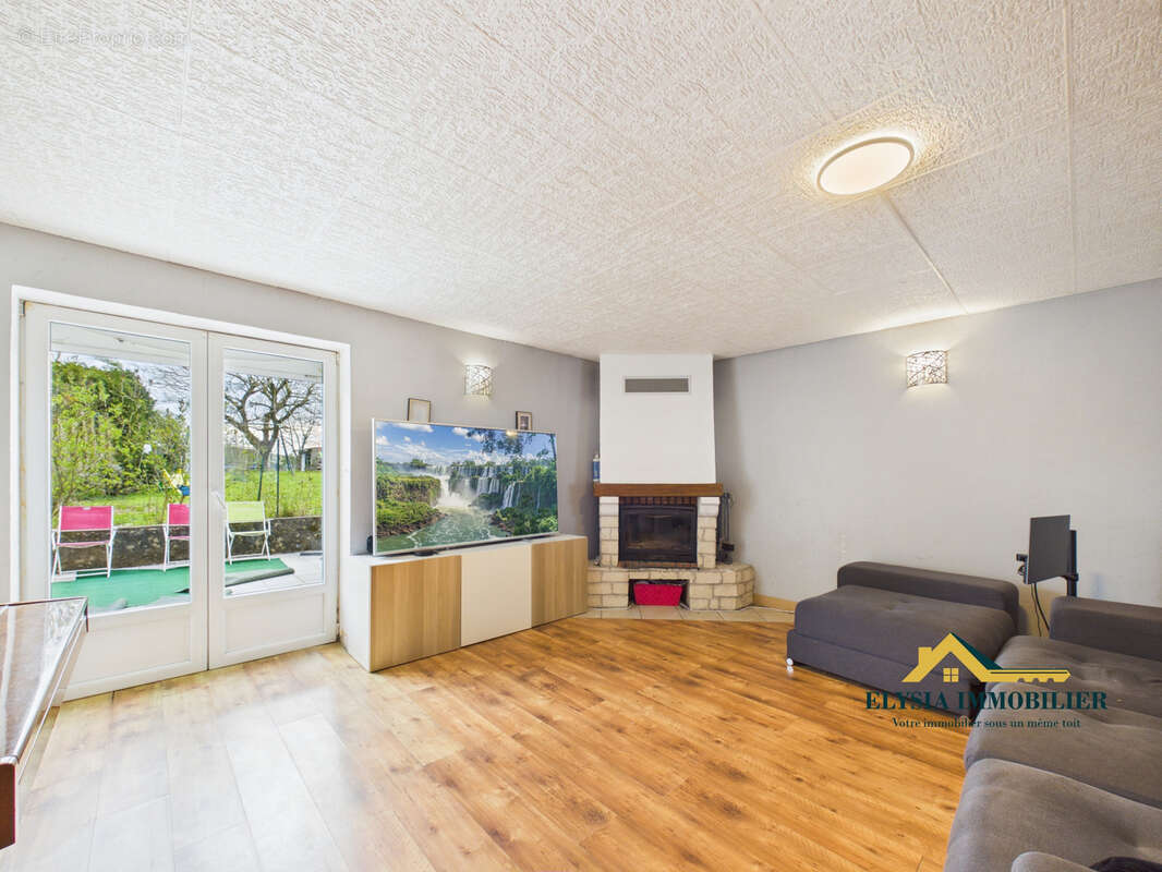 Maison à RICHECOURT