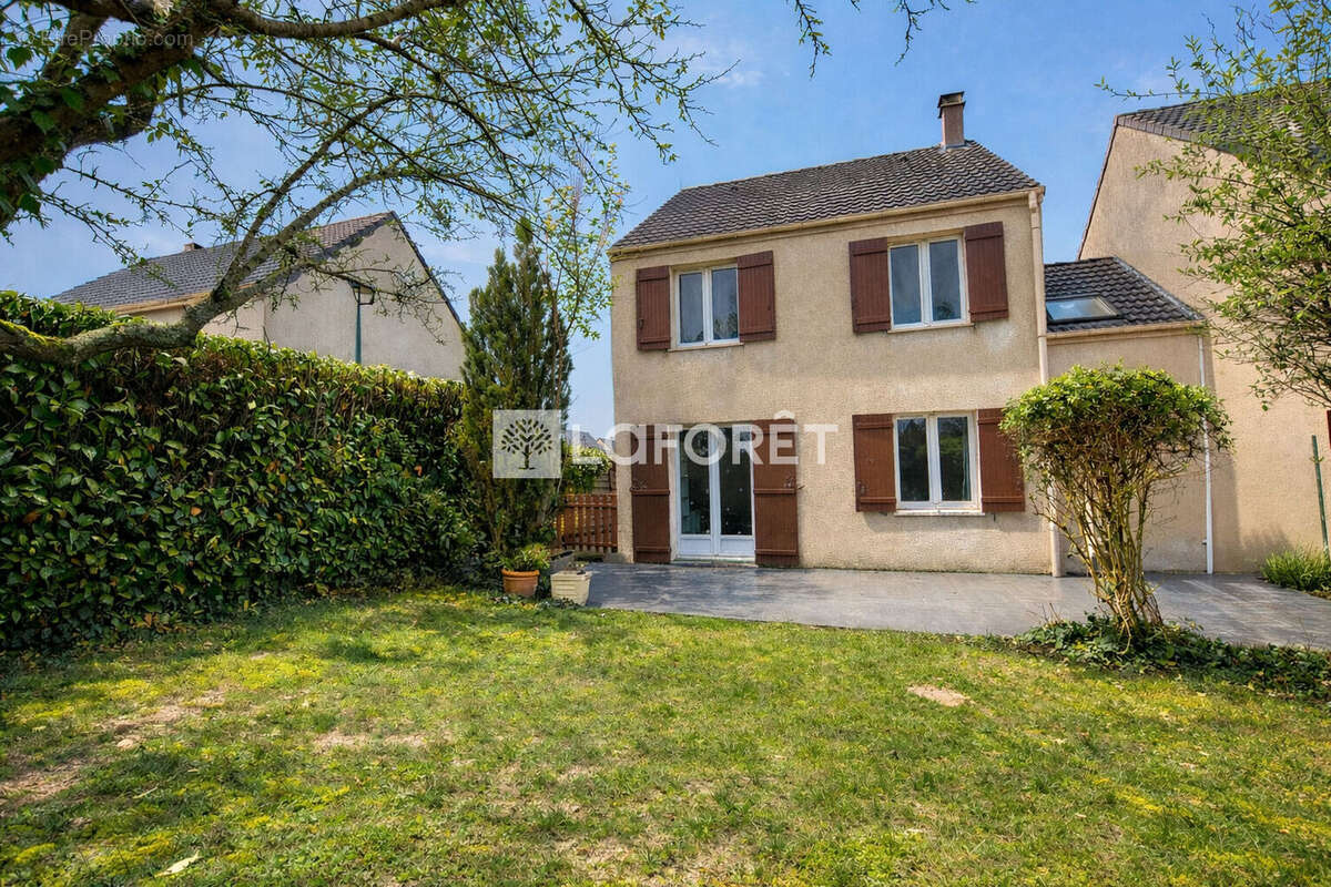 Maison Pontault Combault 6 pièce(s) 104.49 m2 - photo 10