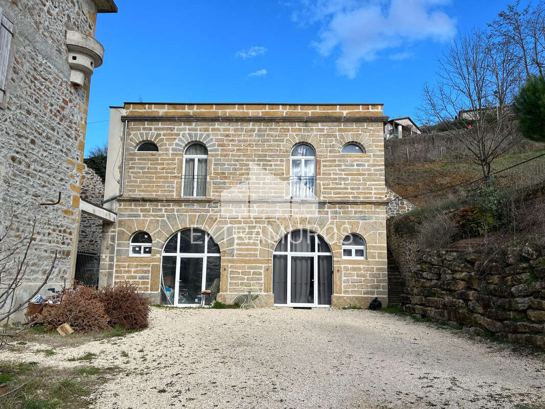 Maison à SAIN-BEL
