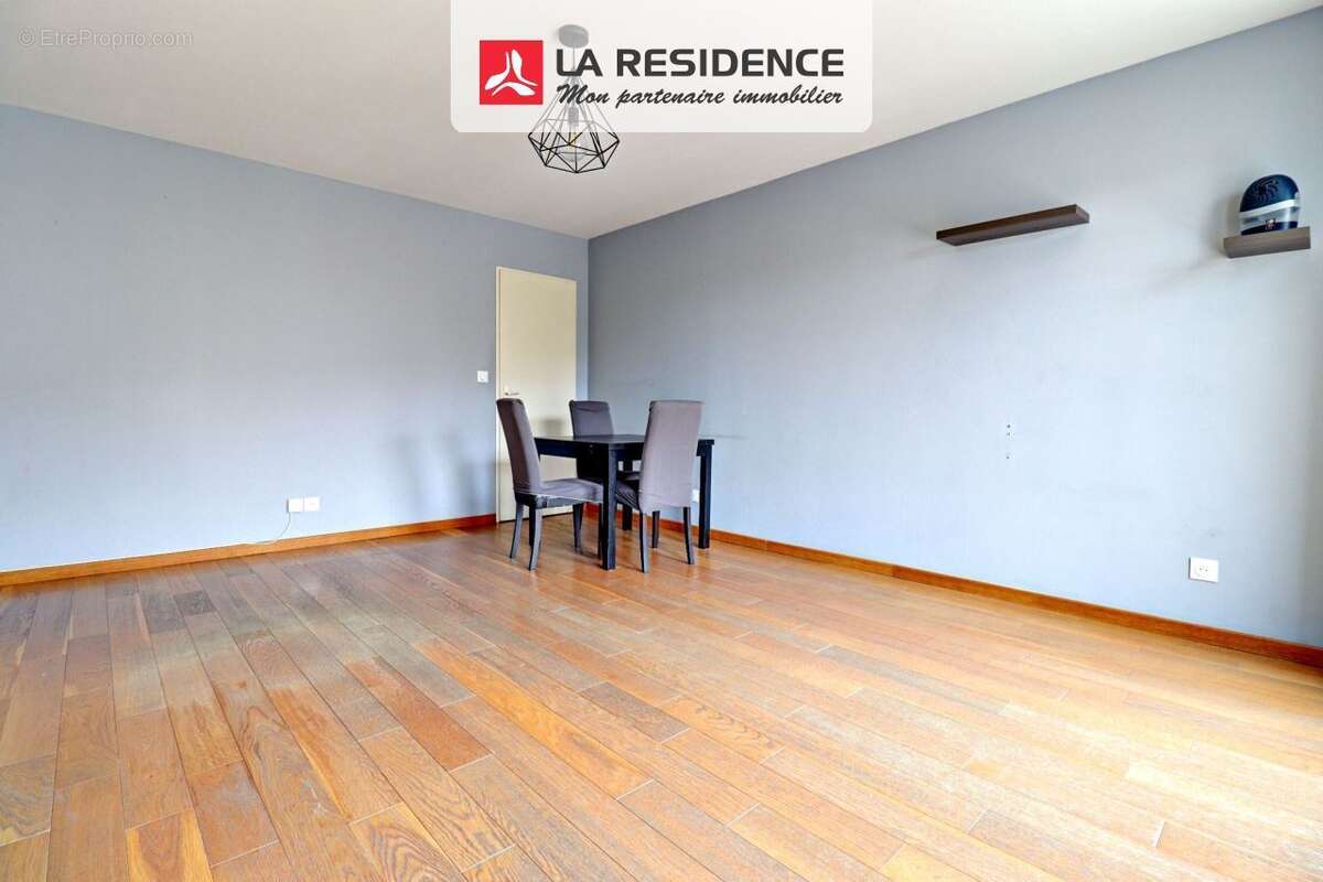 Appartement à CARRIERES-SOUS-POISSY