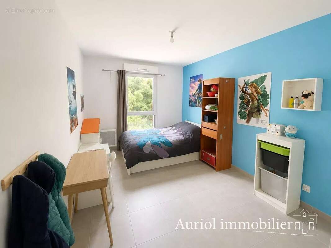 Appartement à AURIOL